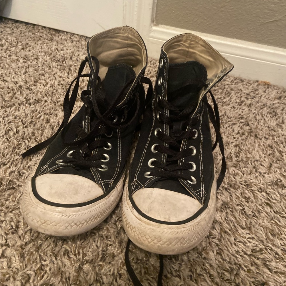 Black converse
